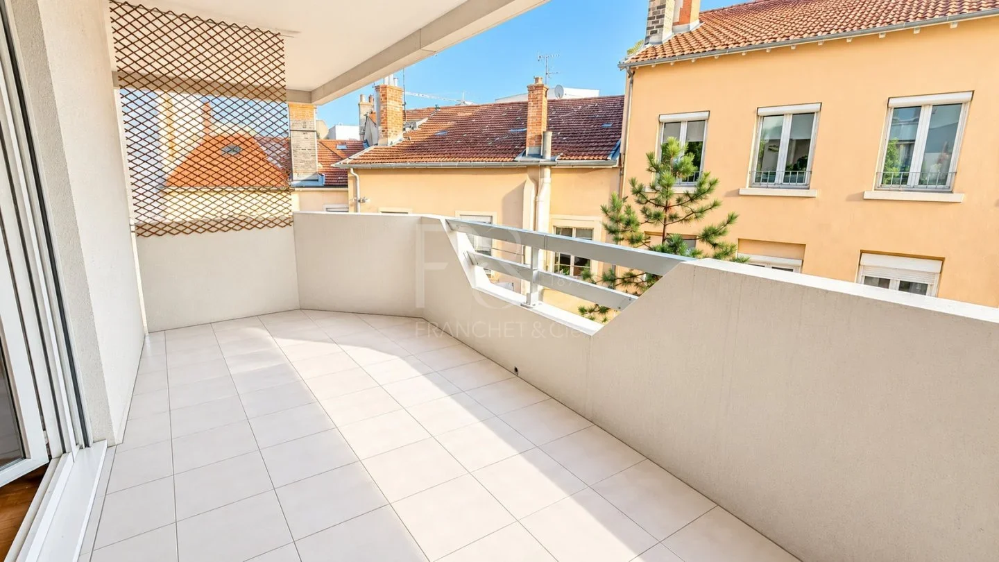 Flat Avenue Félix Faure in Lyon