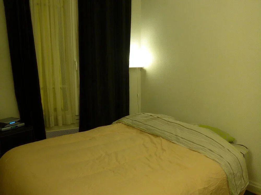 Chambre Rue Paul Napoléon Roinard à Courbevoie