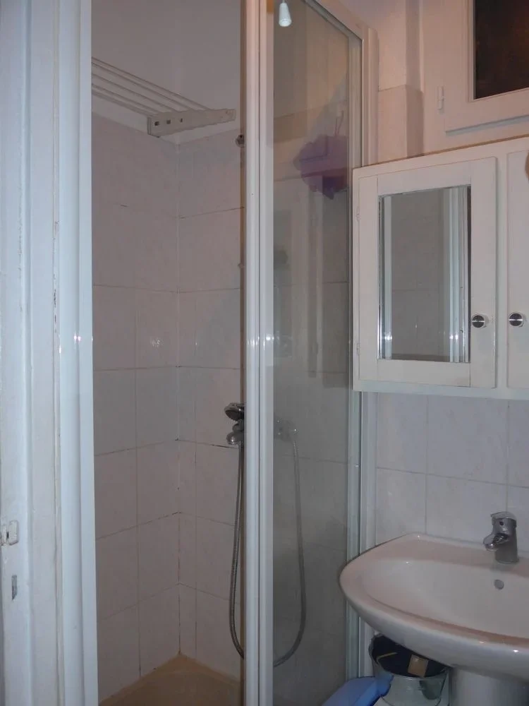 Chambre Rue Paul Napoléon Roinard à Courbevoie