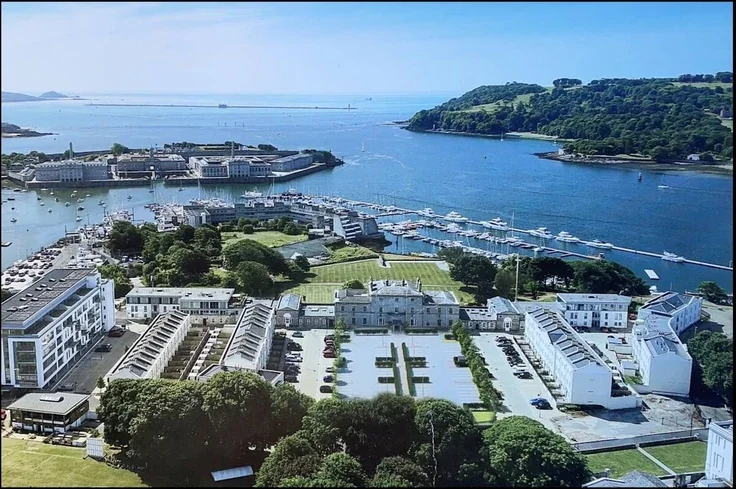 Flat Mount Wise Crescent in Plymouth