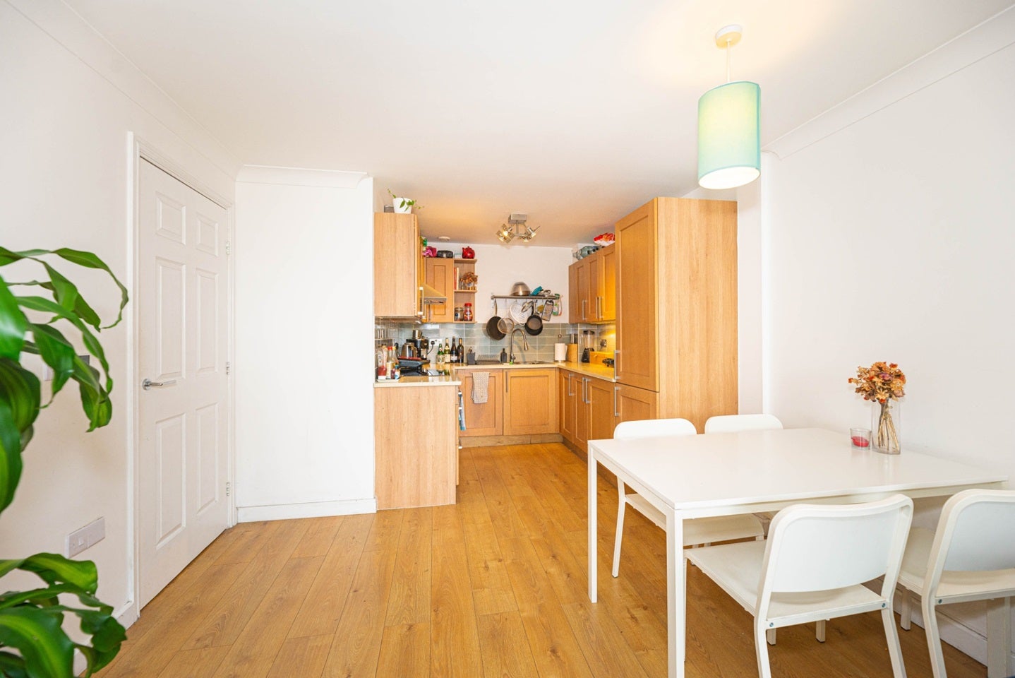 Flat Maltings Close in Greater London