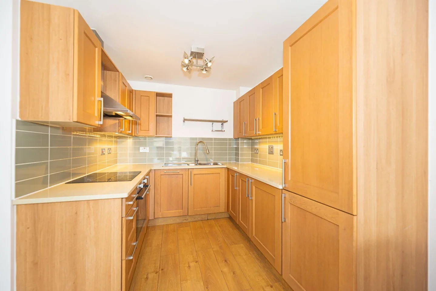 Flat Maltings Close in Greater London