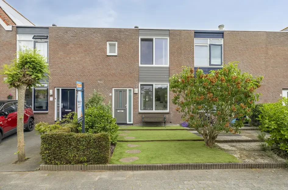 Ganzerikveld 31 in Woerden