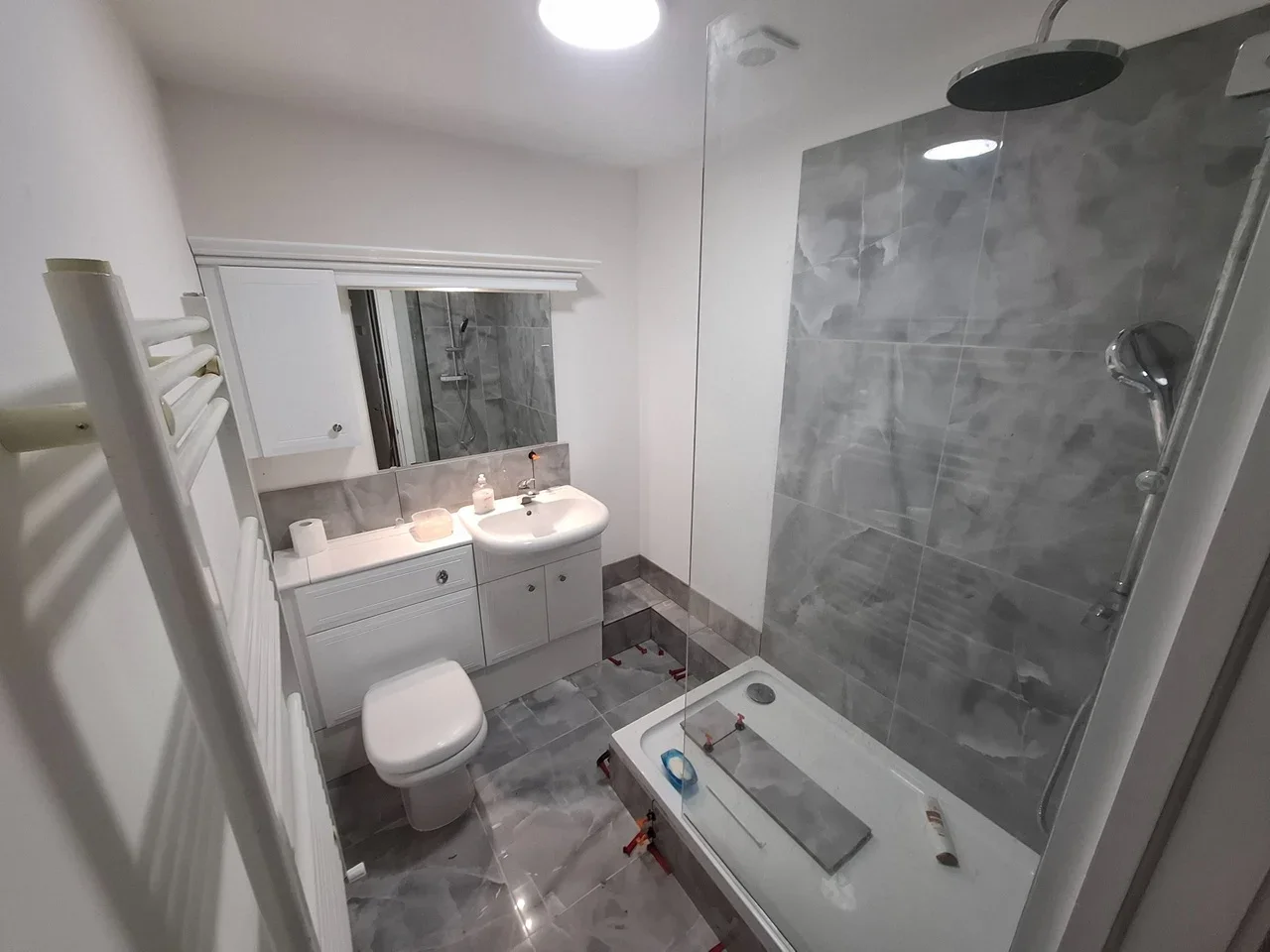 Room Caithness Road in Greater London