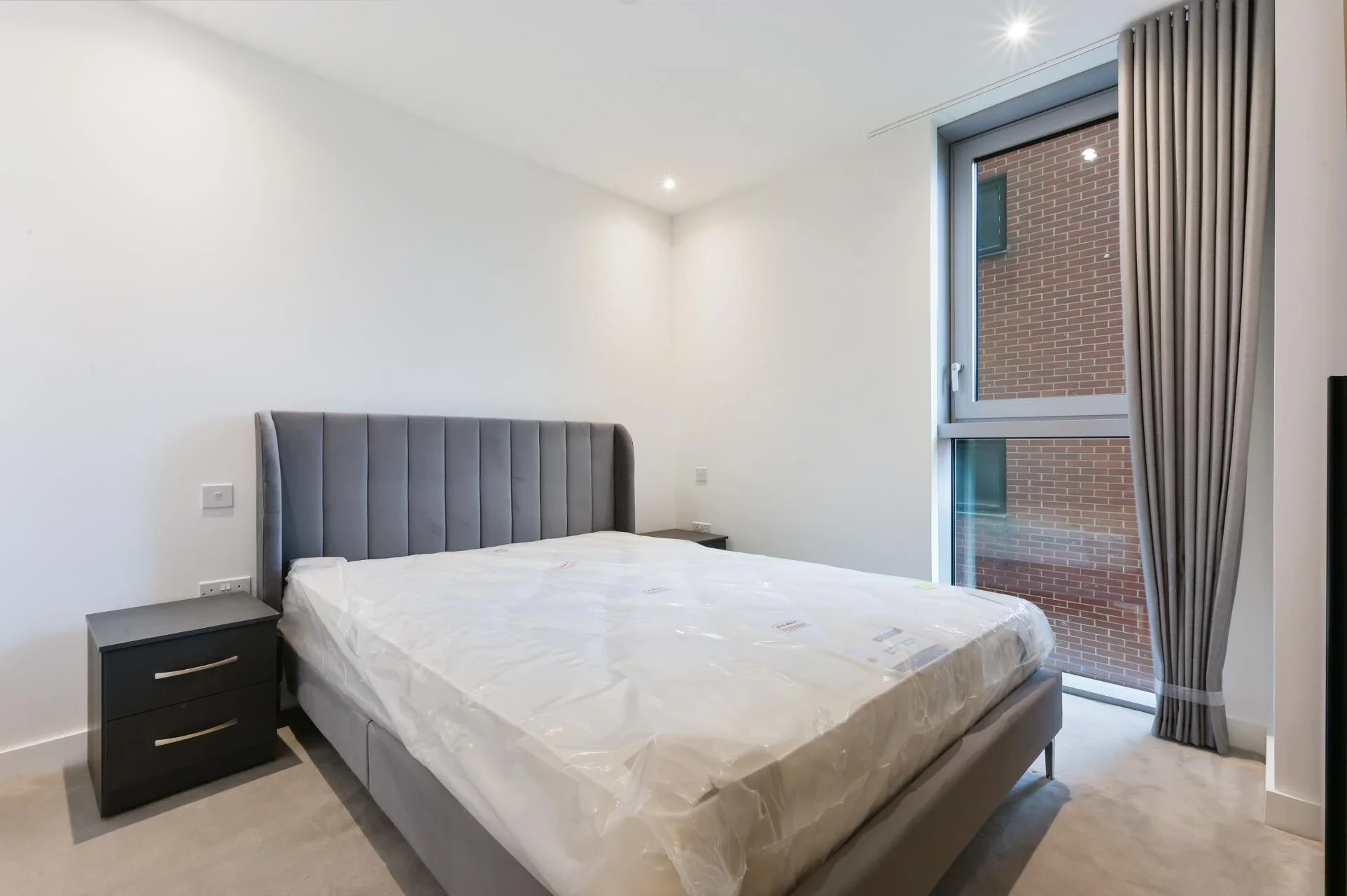 Flat Beechen Grove in Watford