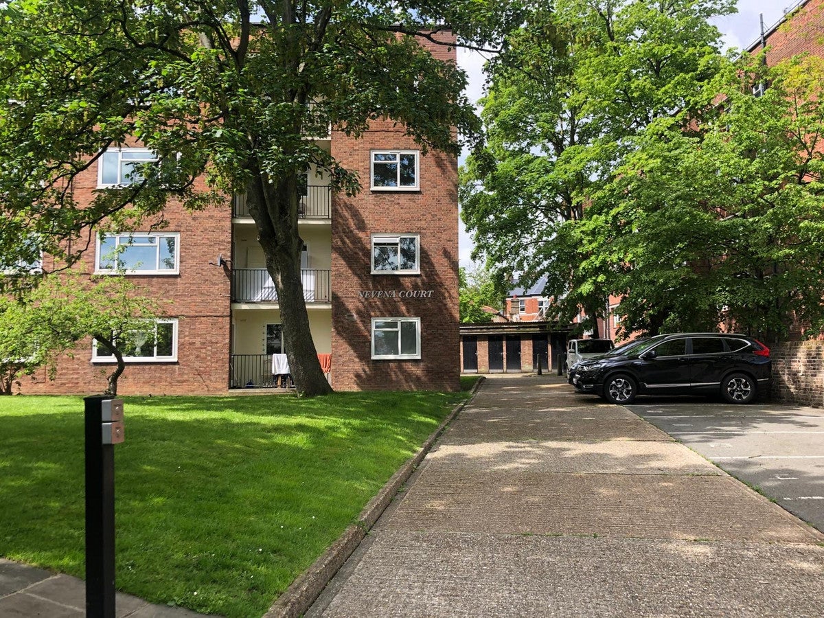 House Effra Road in Greater London