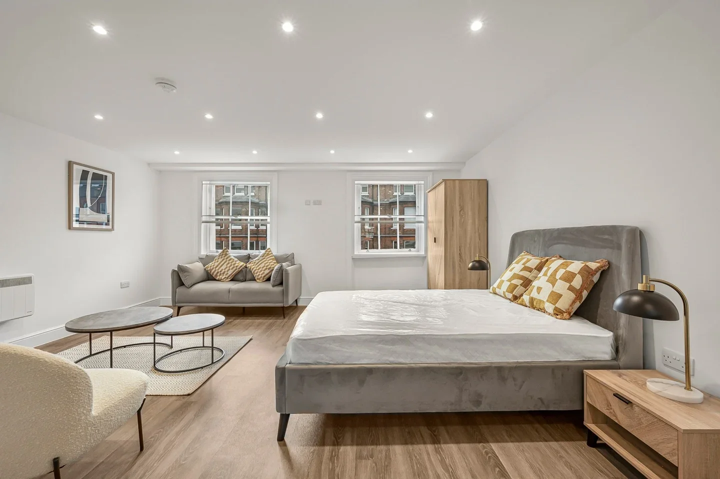 Flat Queensway in City of Westminster