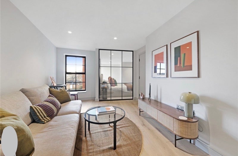 Flat Hoxton Street in Greater London