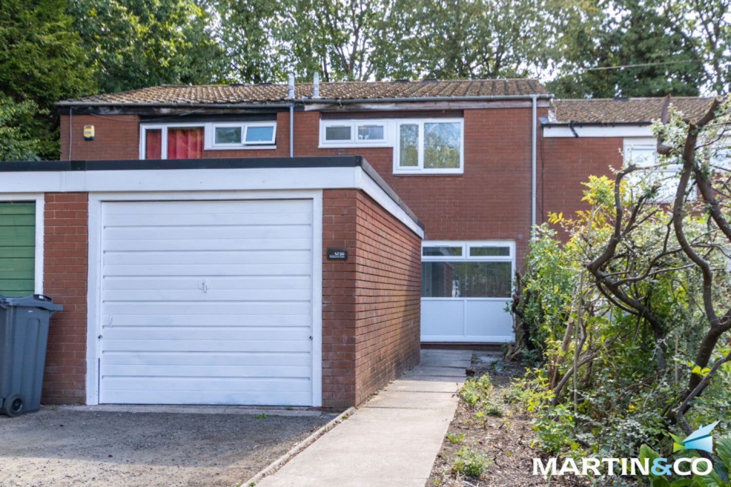 House Shipbourne Close in Birmingham