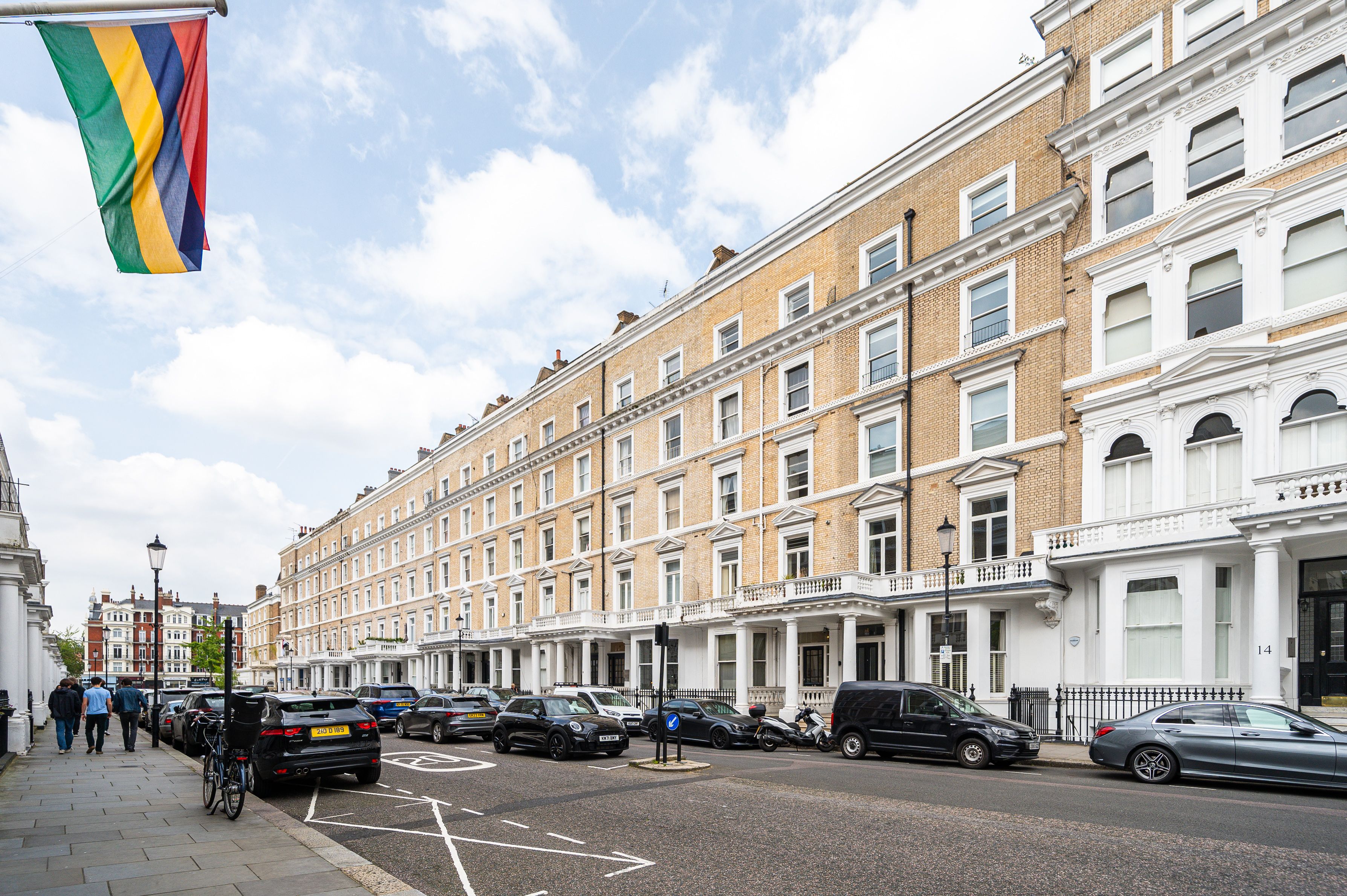 Flat Elvaston Place in Greater London