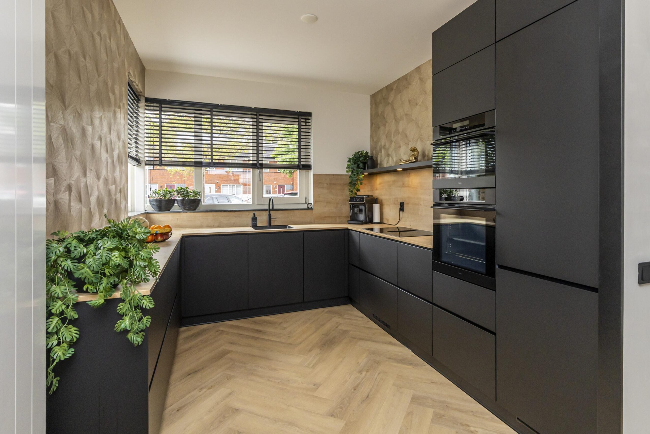 Hoekwoning te koop: Prins Clausstraat 70, Wateringen