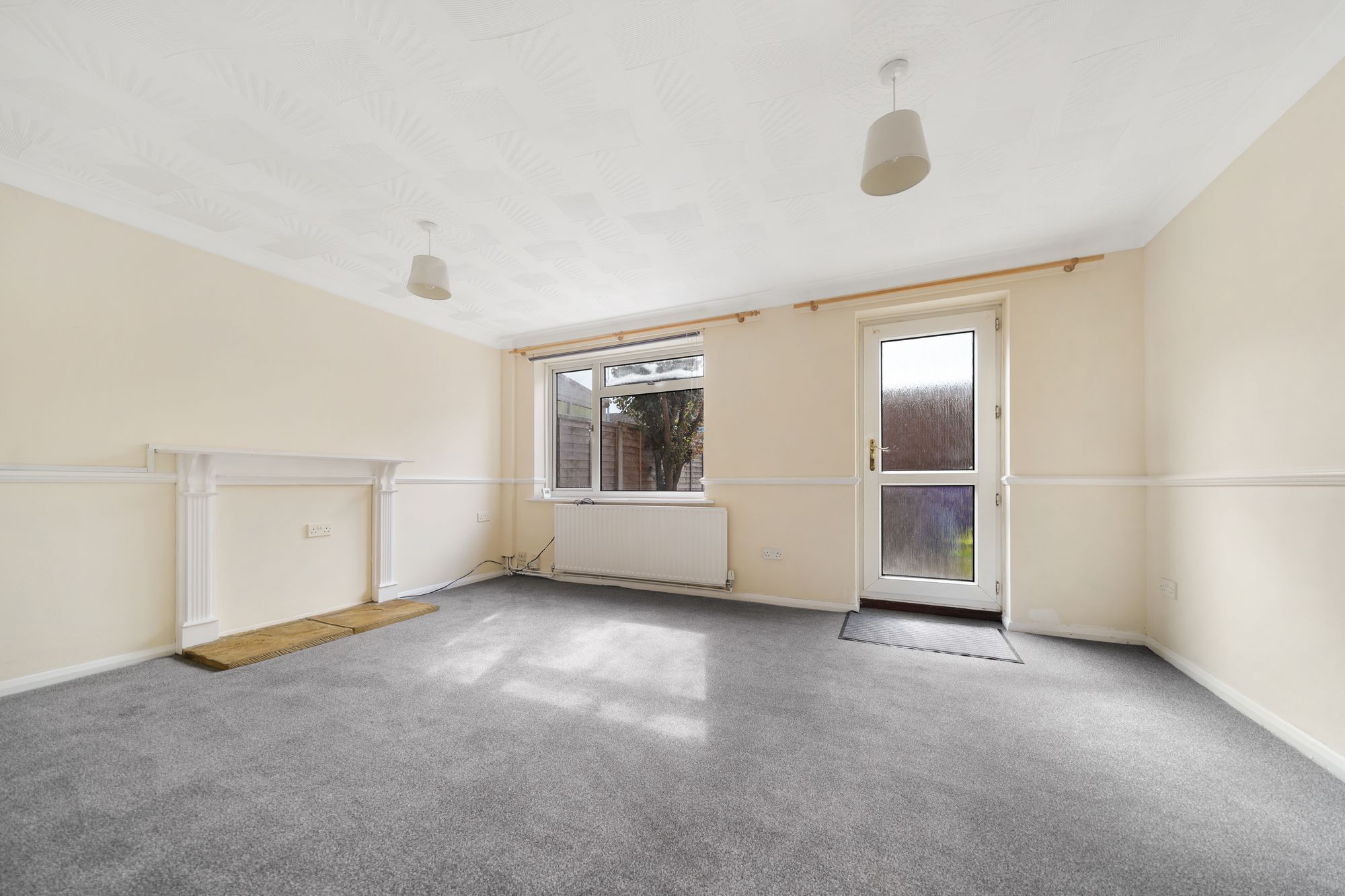 House Hutchings Close in Borough of Swale