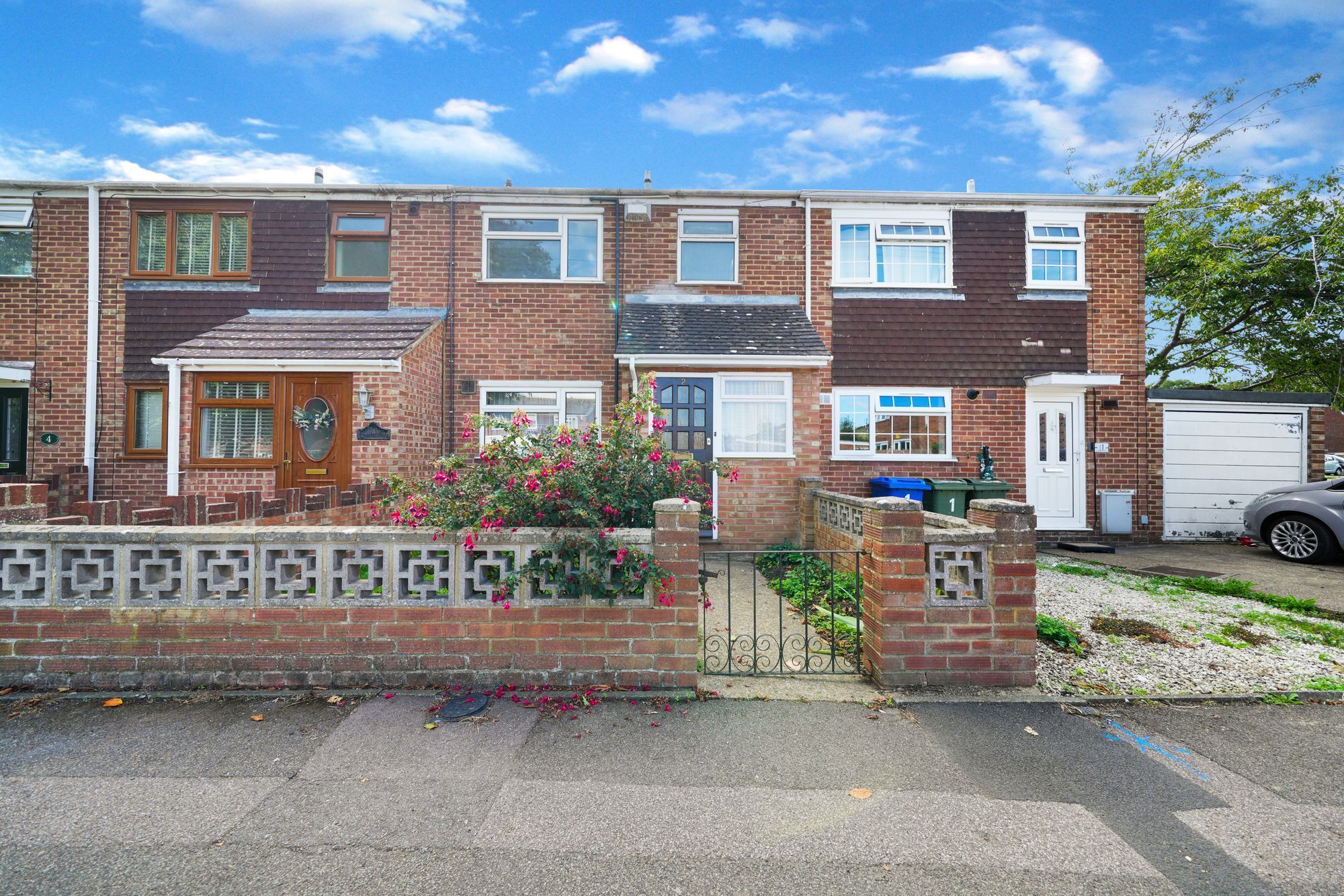 House Hutchings Close in Borough of Swale