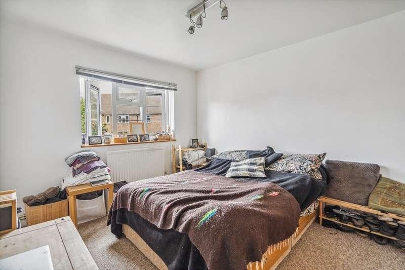 Room Hillside Close in Chalfont St Peter