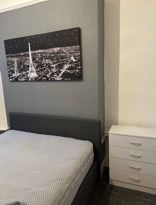Room Izaak Walton Street in Stafford