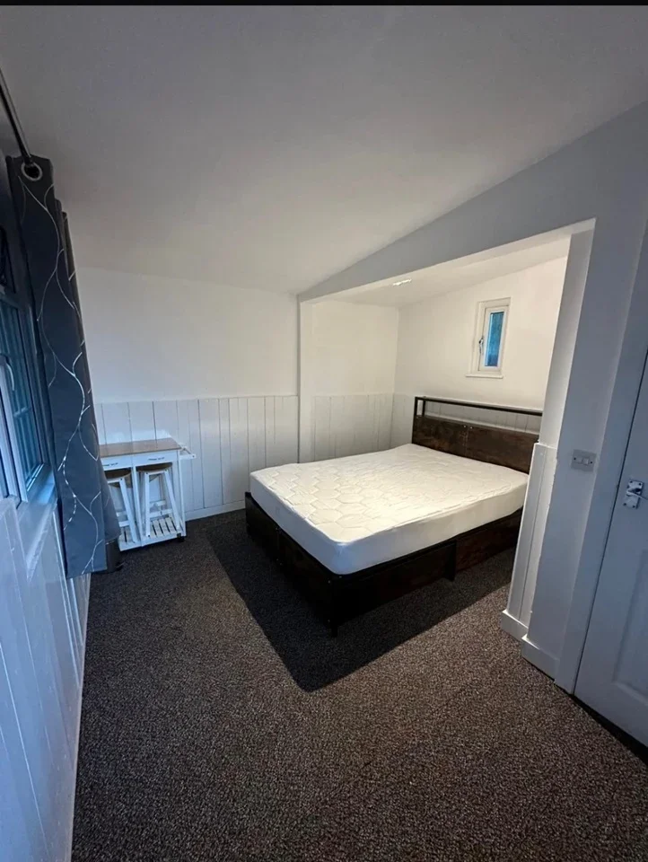 Flat Blackhorse Close in Amersham
