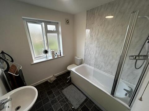 Room Filton Avenue in Bristol