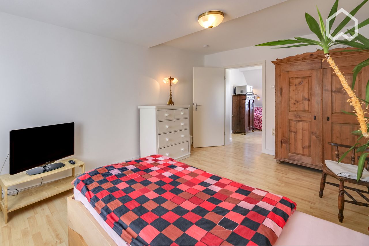 Wohnung Alt-Heerdt in Düsseldorf