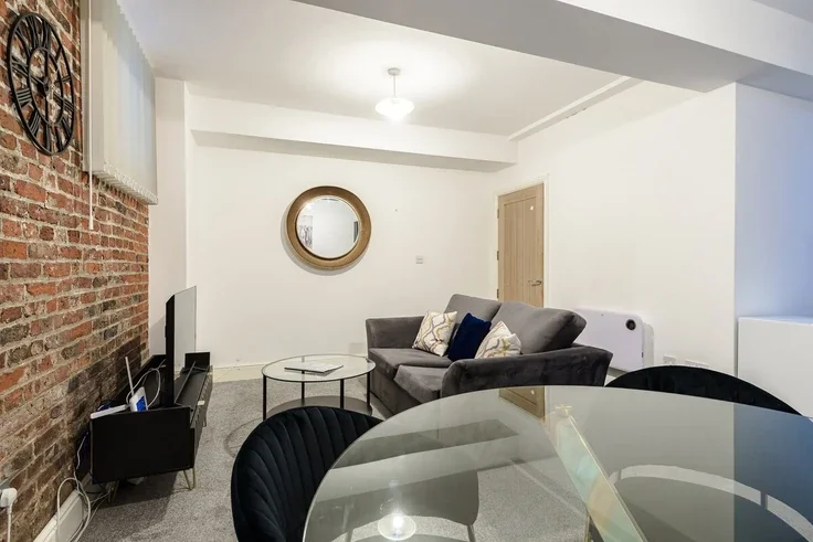 Flat Bishop Lane Staith in Hull