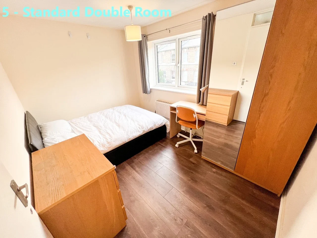Room Chatham Street in Greater London