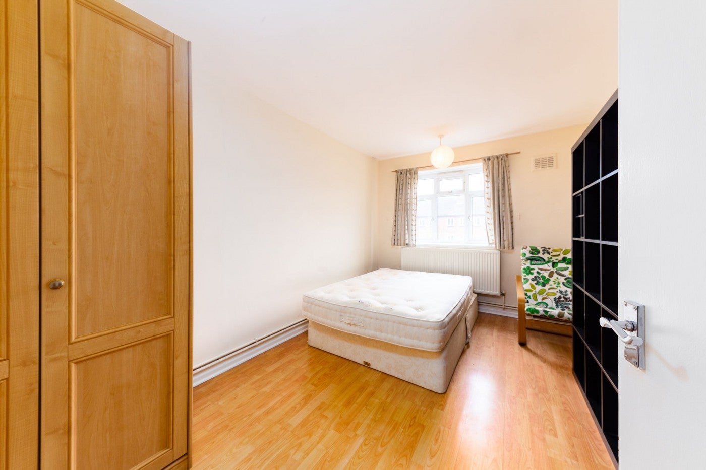 Flat Stroud Green Road in Greater London