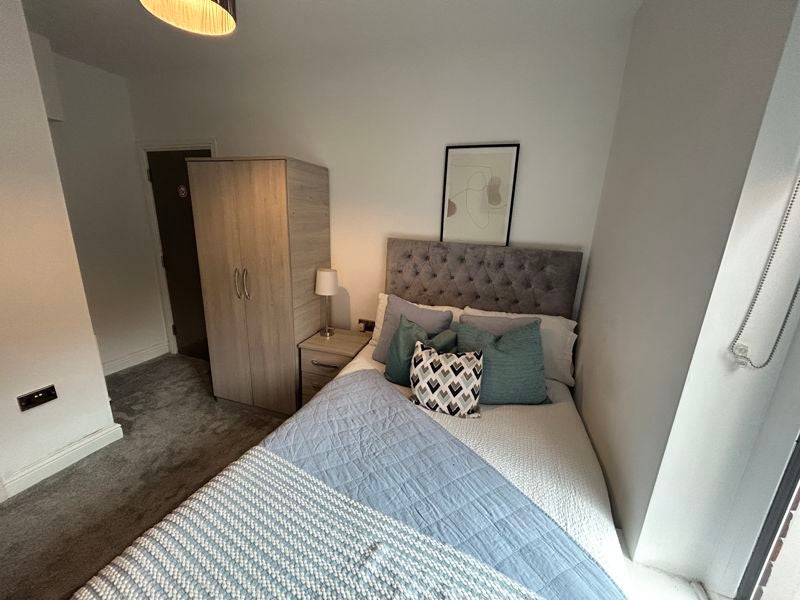 Room Littleworth in Mansfield