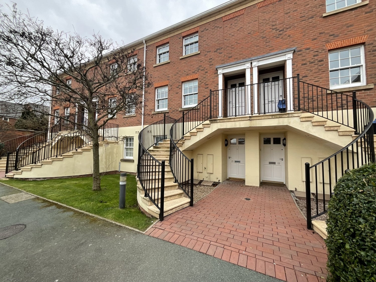 Flat Claremont Hill in Shrewsbury