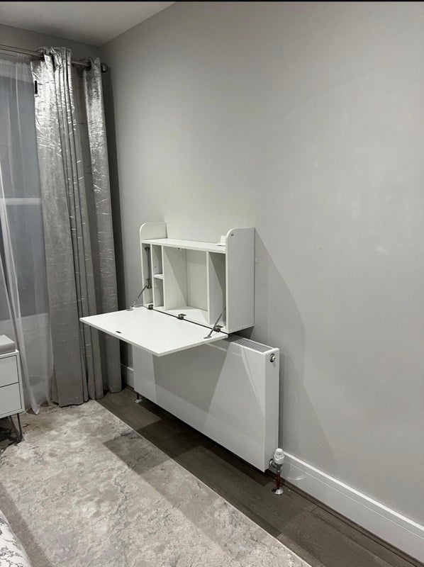 Room Oaklands Grove in Greater London