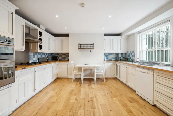 House Pelham Street in Greater London