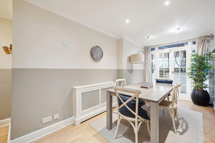 House Pelham Street in Greater London