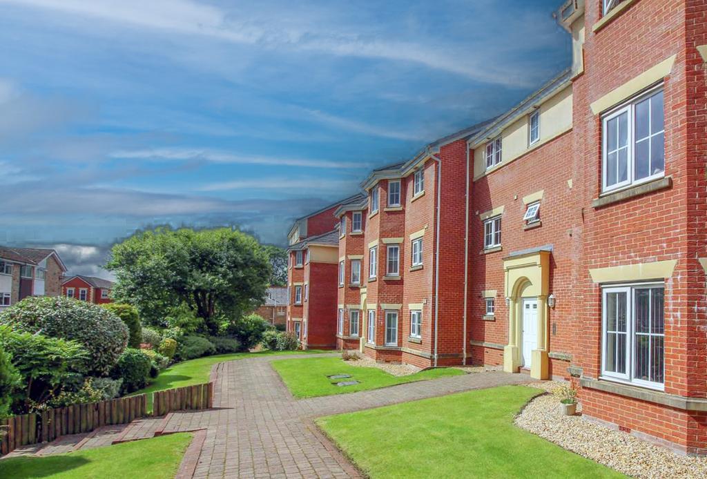 Flat Derby Court in Bury