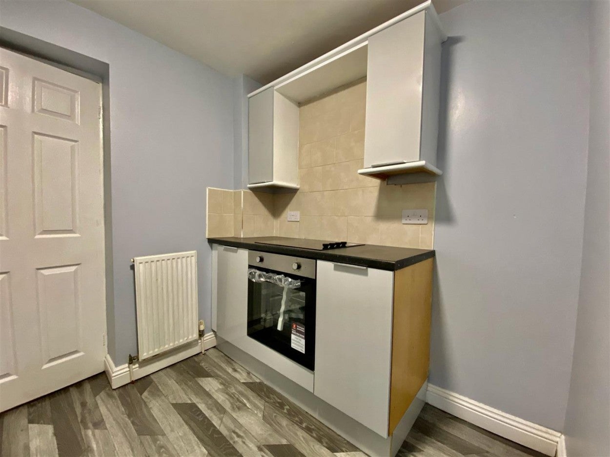 Flat Eastbourne Avenue in Gateshead