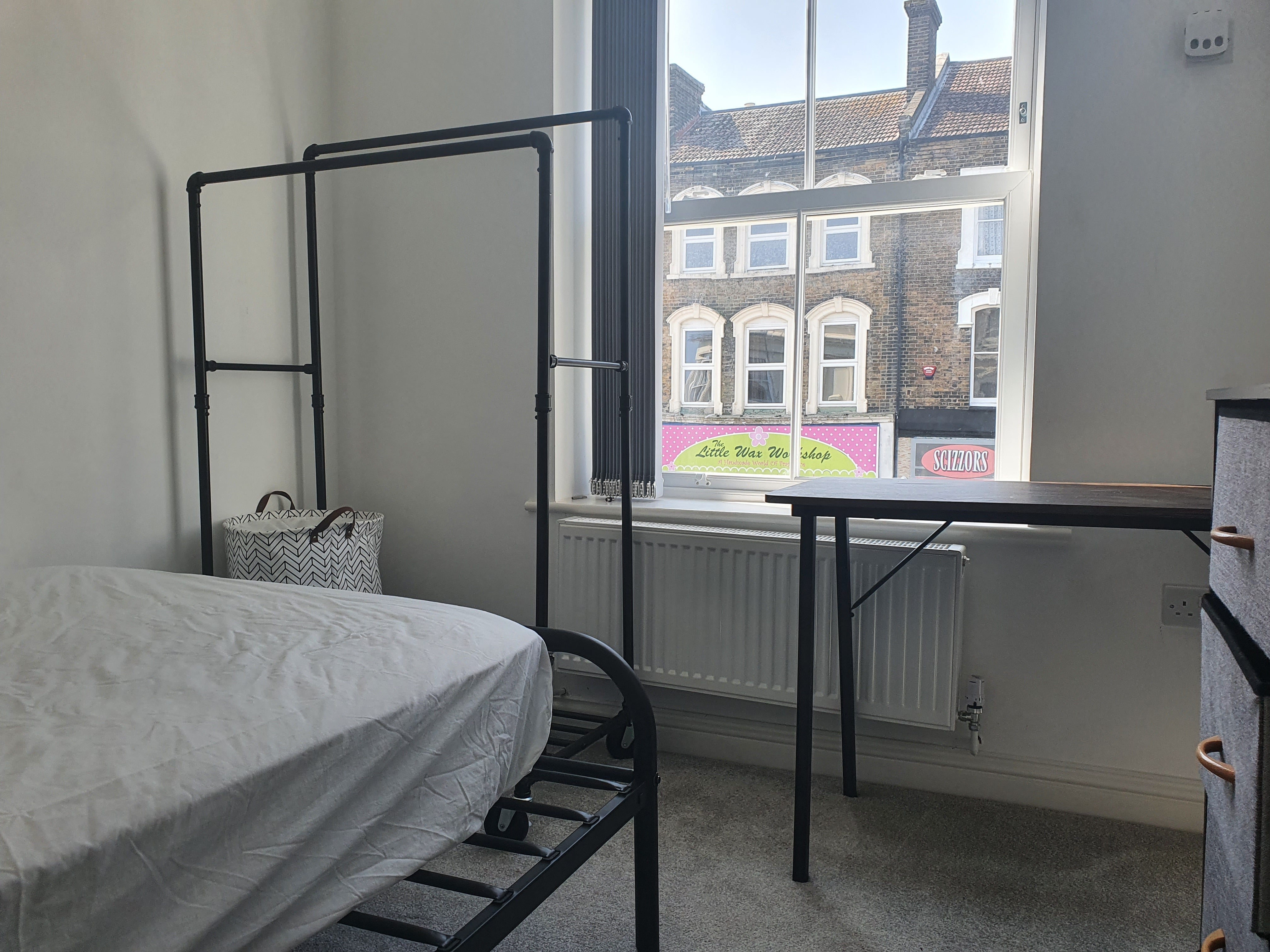 Room Grange Road in Thanet