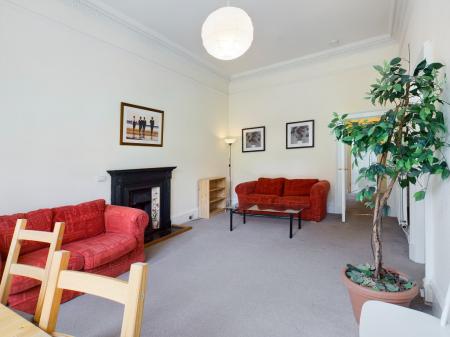 Flat Learmonth Gardens in City of Edinburgh