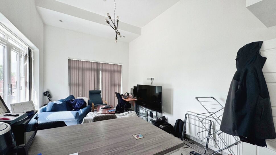 Flat West Cliff in Preston