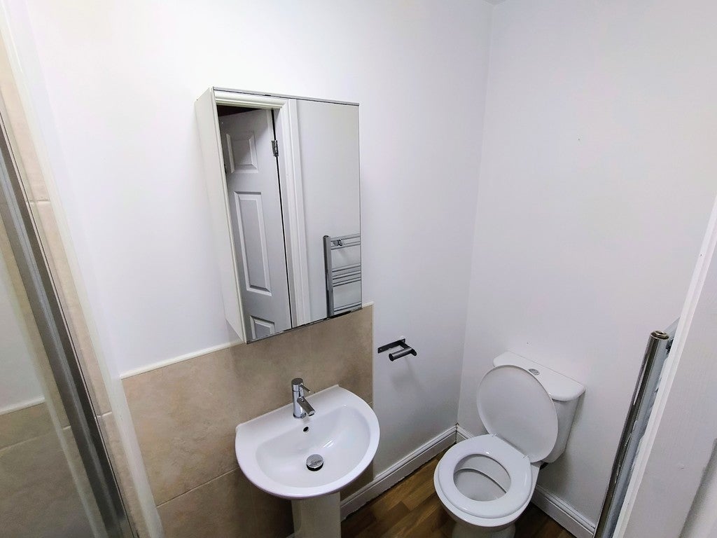 Room Penn Road in Wolverhampton
