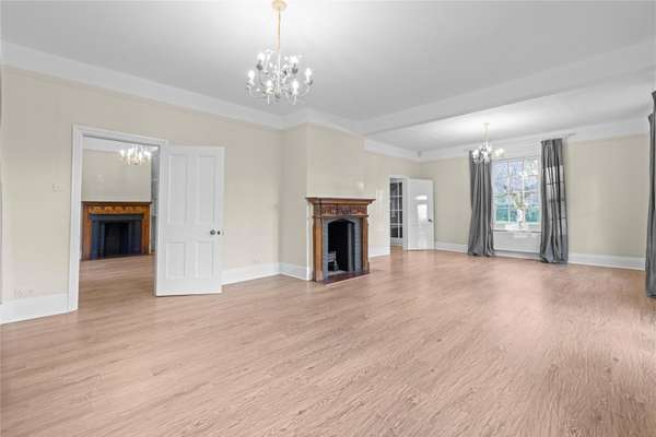 House M3 in Surrey Heath