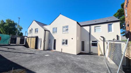 Flat Lovers Walk in Dunstable