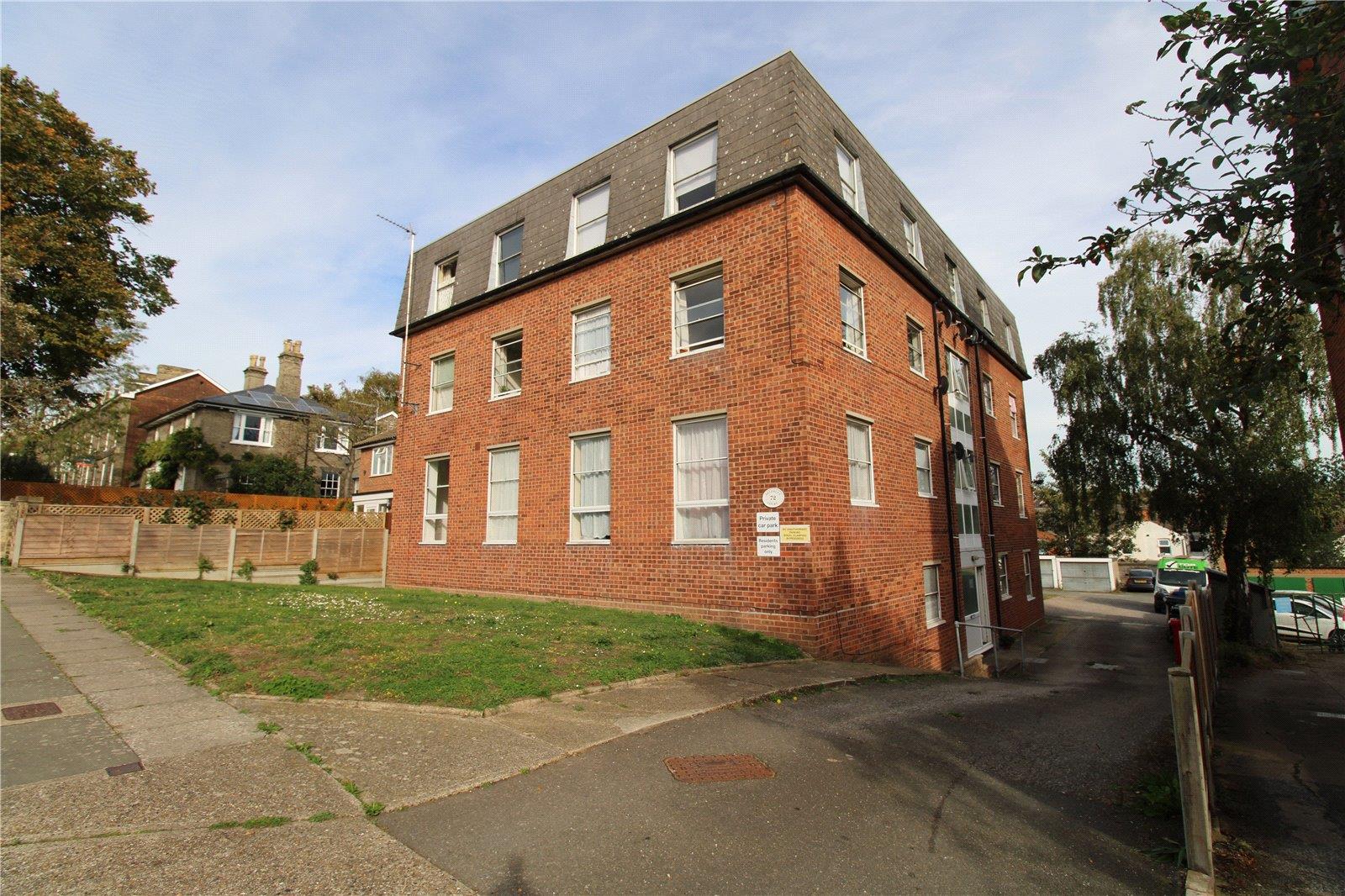 Flat Christchurch Street in Ipswich