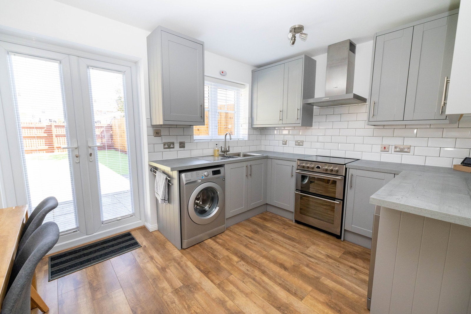 House Lodwick Rise in Cardiff