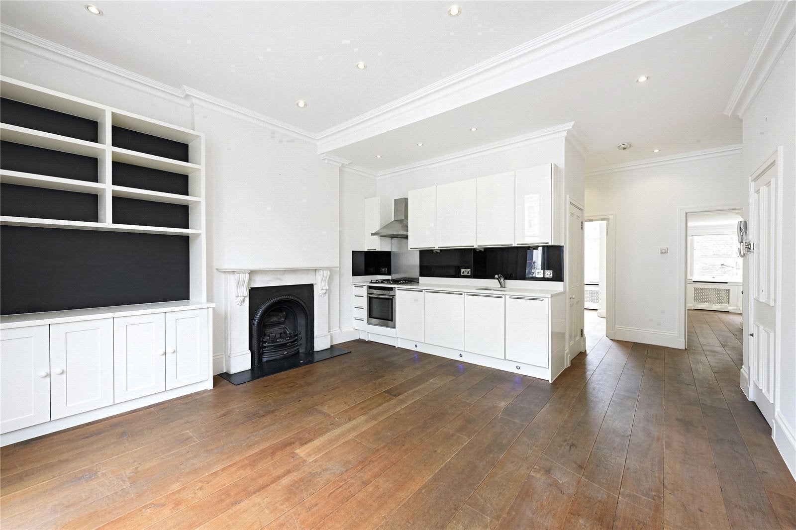 Flat Ladbroke Grove in Greater London