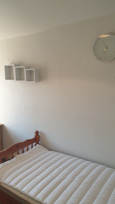 Room Avenue Road in Rugby