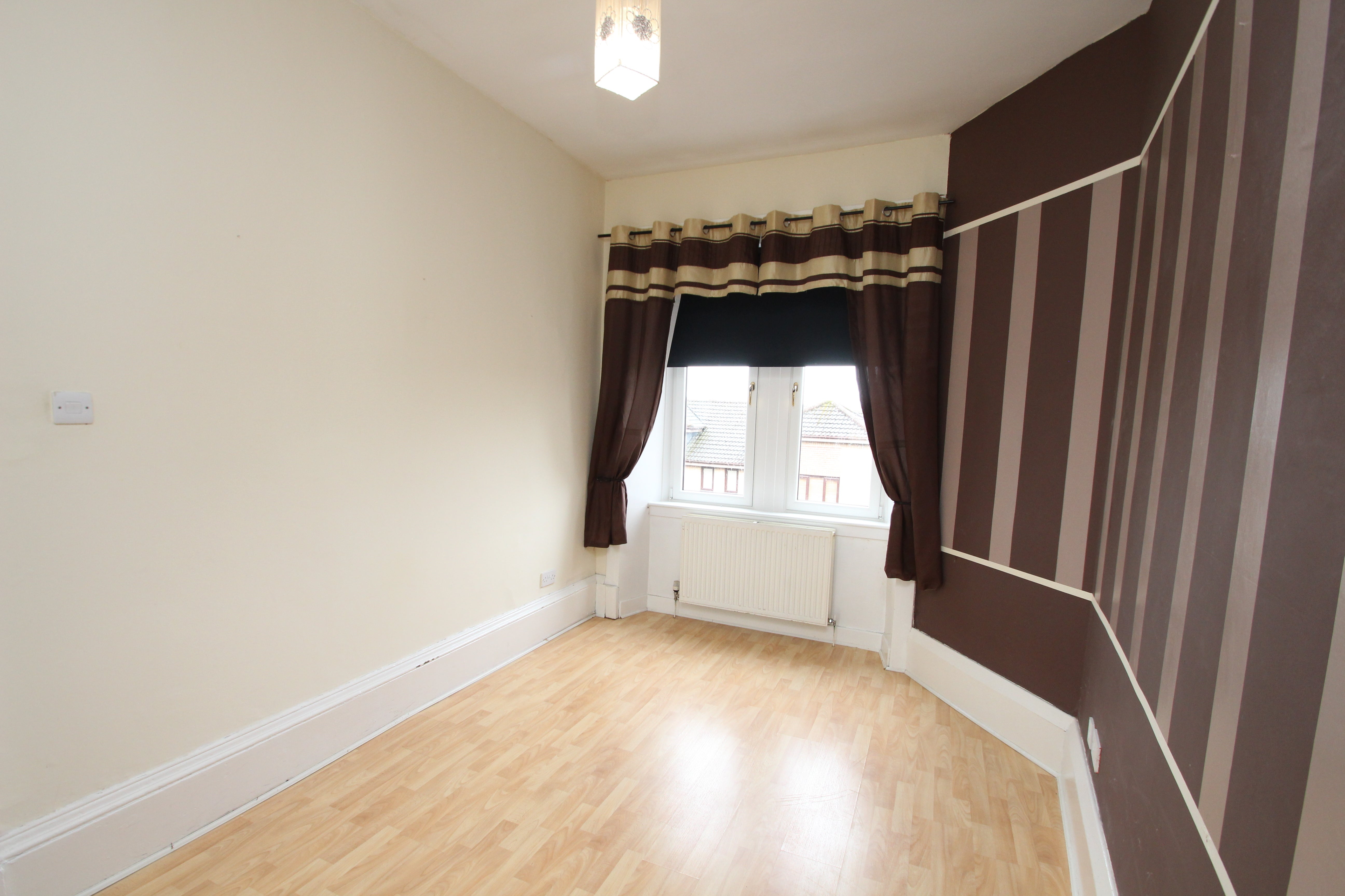 Flat Greenlaw Road in Glasgow