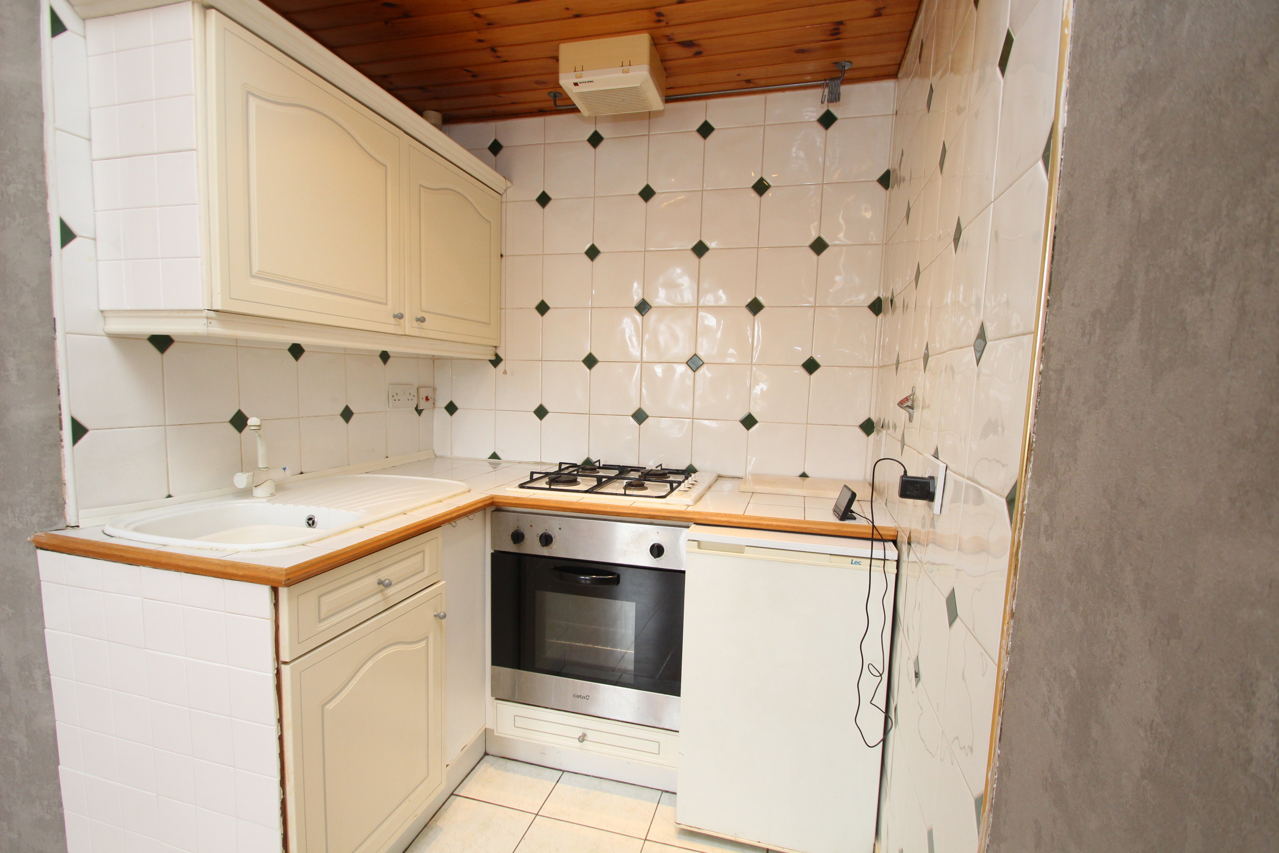 Flat Greenlaw Road in Glasgow
