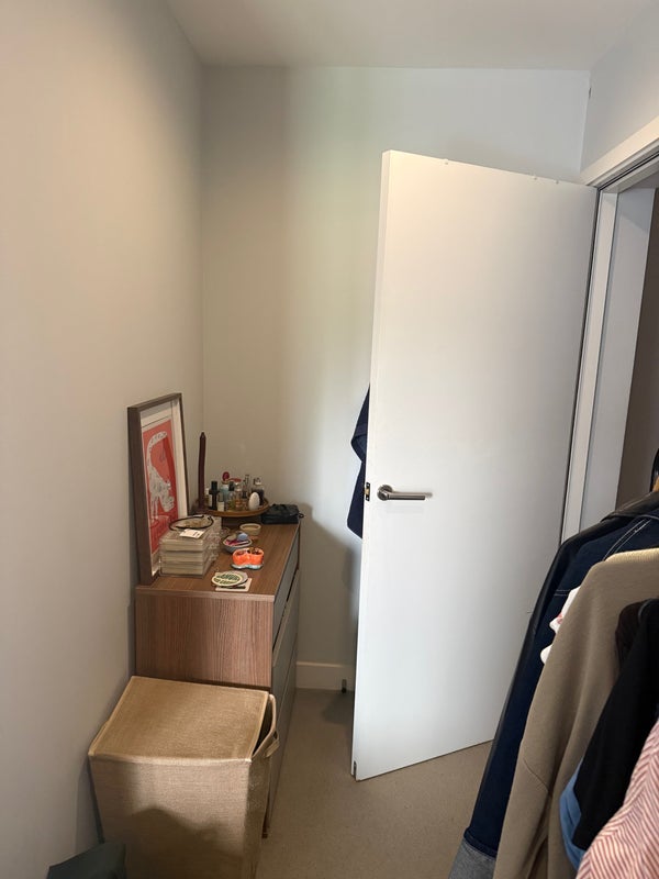 Flat Tyssen Street in Greater London