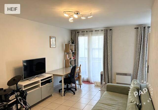 Flat Place de l'Europe in Champagne-sur-Seine