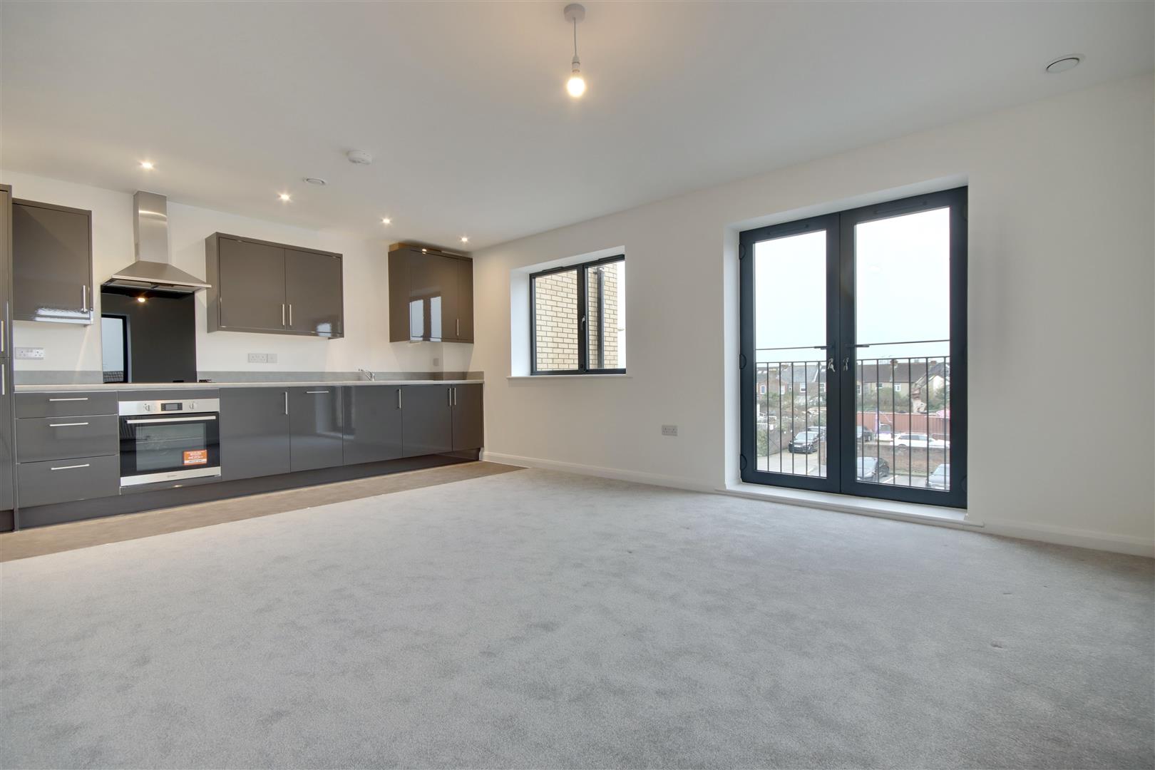 Flat Stubbington Avenue in Portsmouth