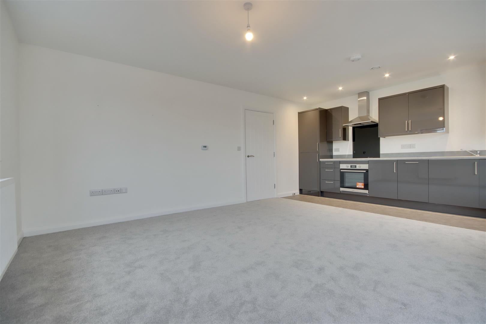 Flat Stubbington Avenue in Portsmouth