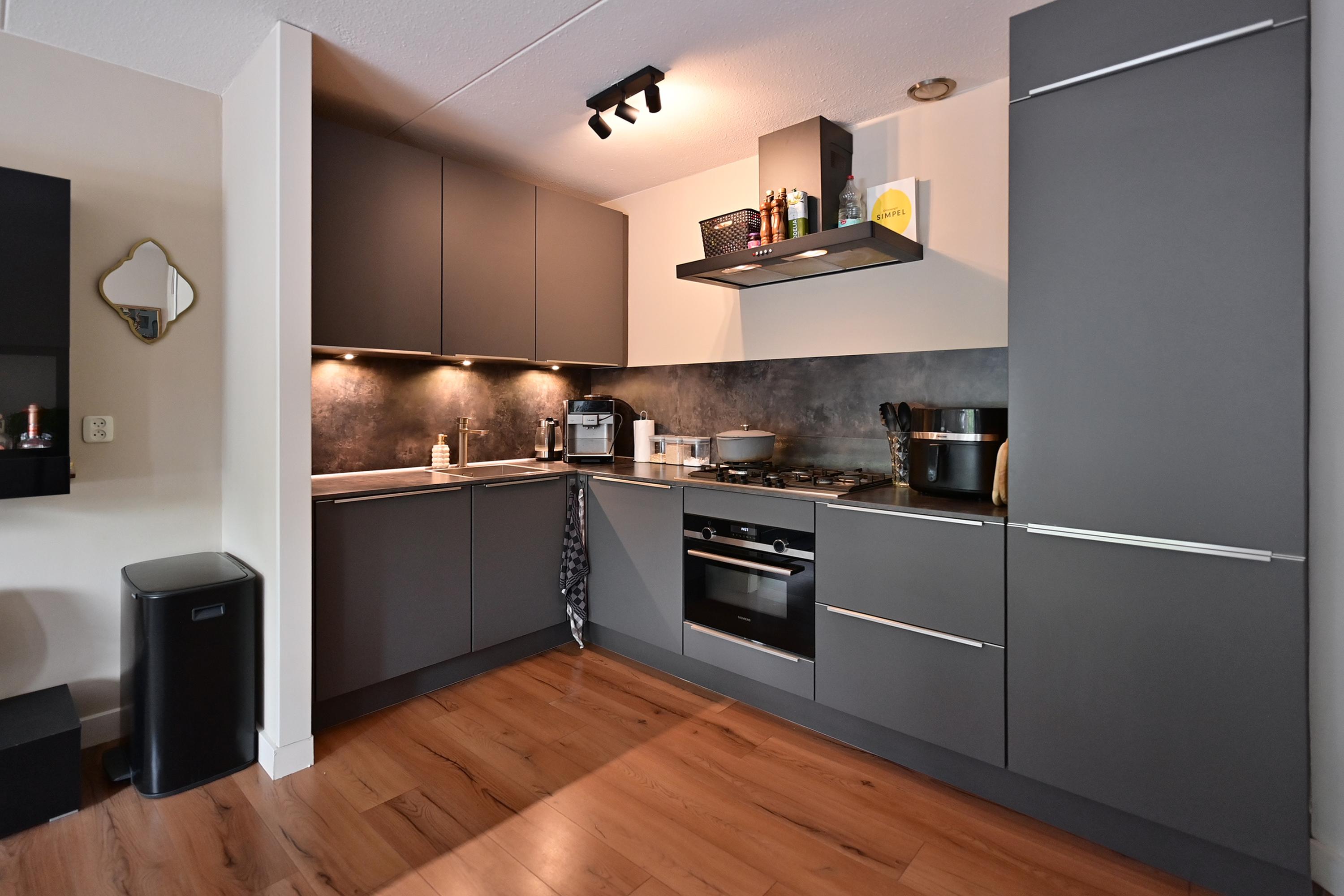 Appartement te koop: Westkade 72, Huizen