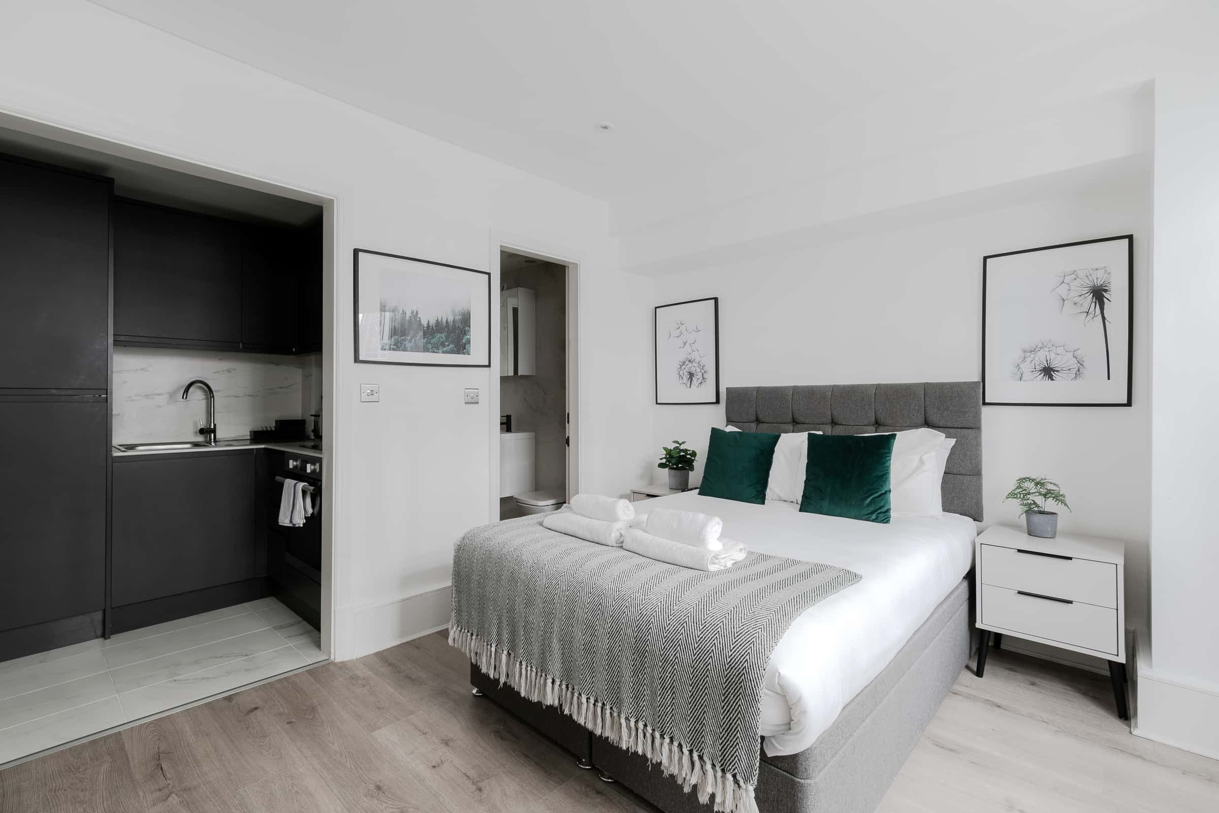 Flat Trebovir Road in Greater London